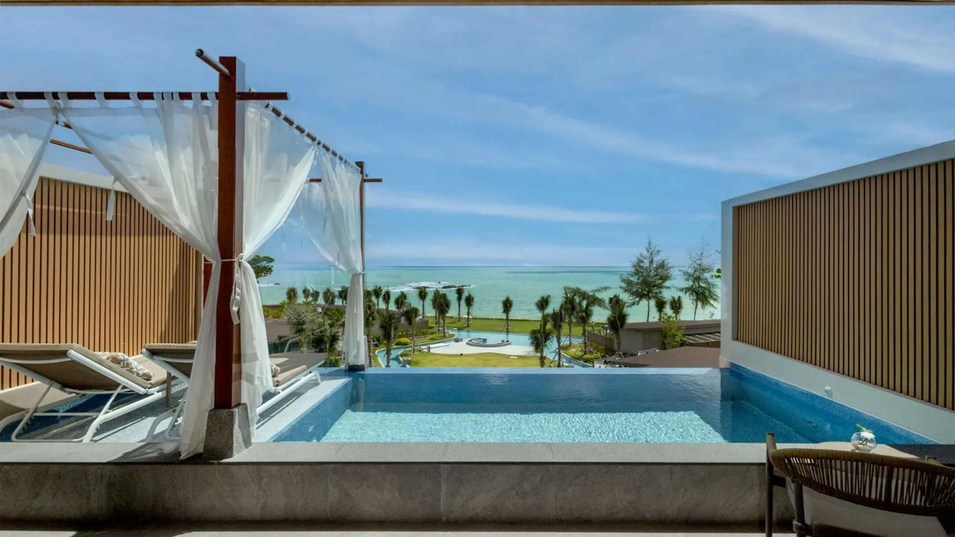 ***** Hotel The Little Shore Khao Lak By Katathani Thailand