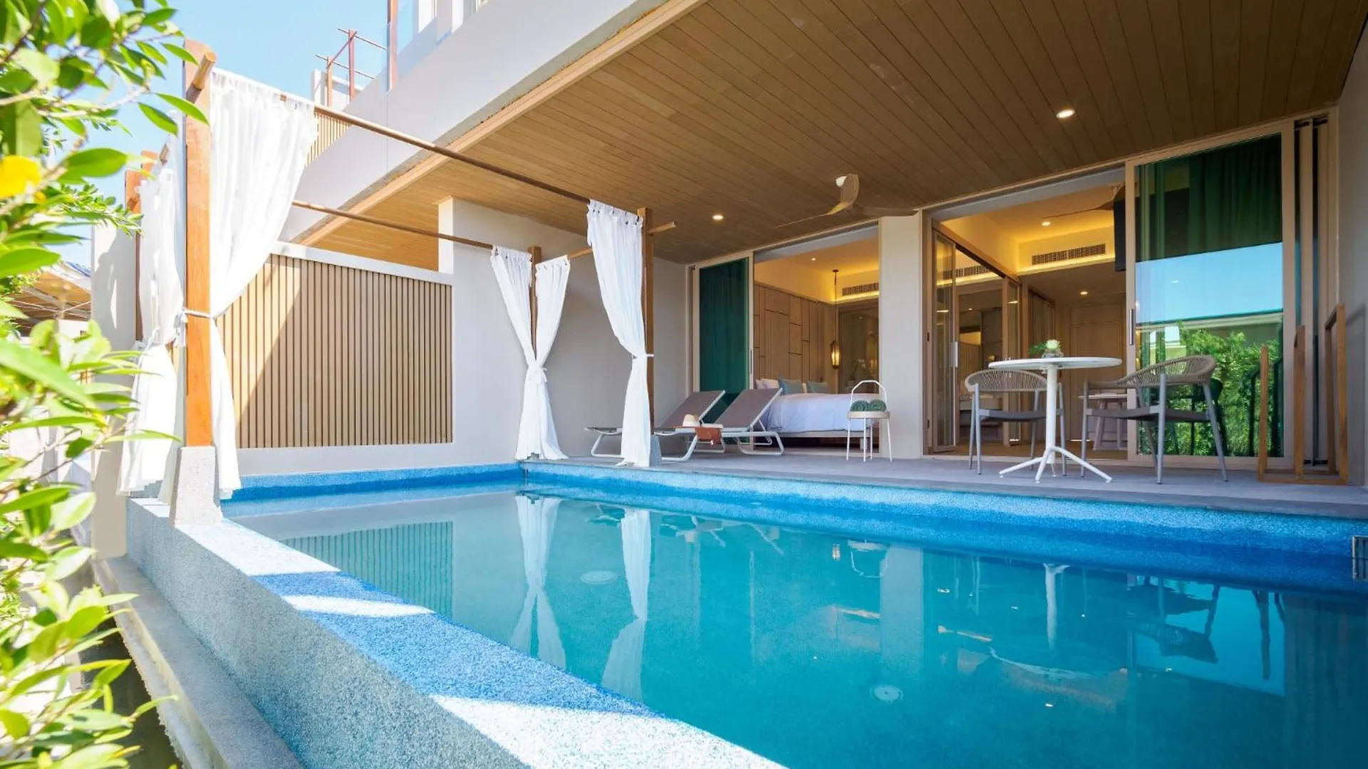 The Little Shore Khao Lak By Katathani Hotel