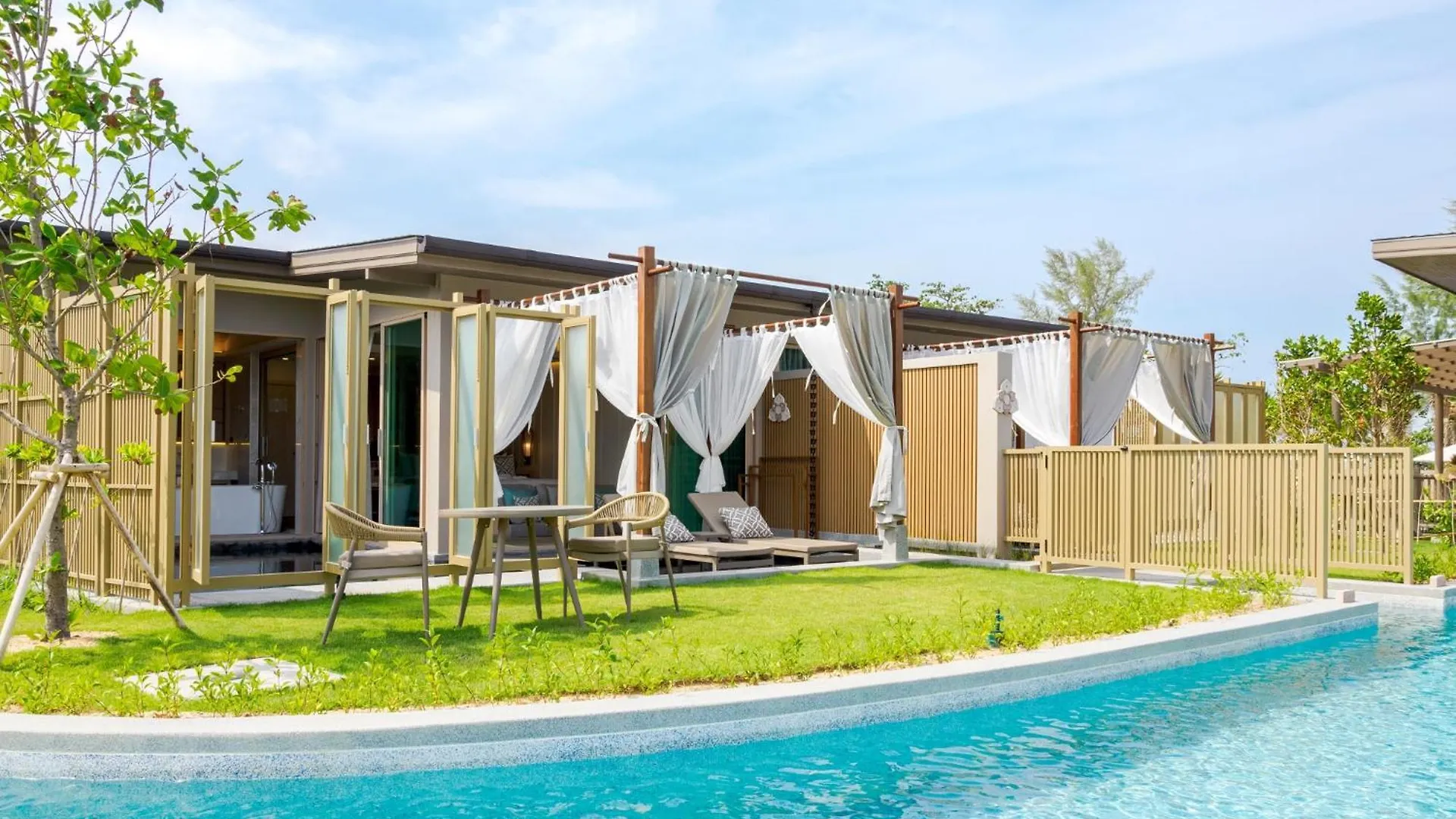 The Little Shore Khao Lak By Katathani Thailand