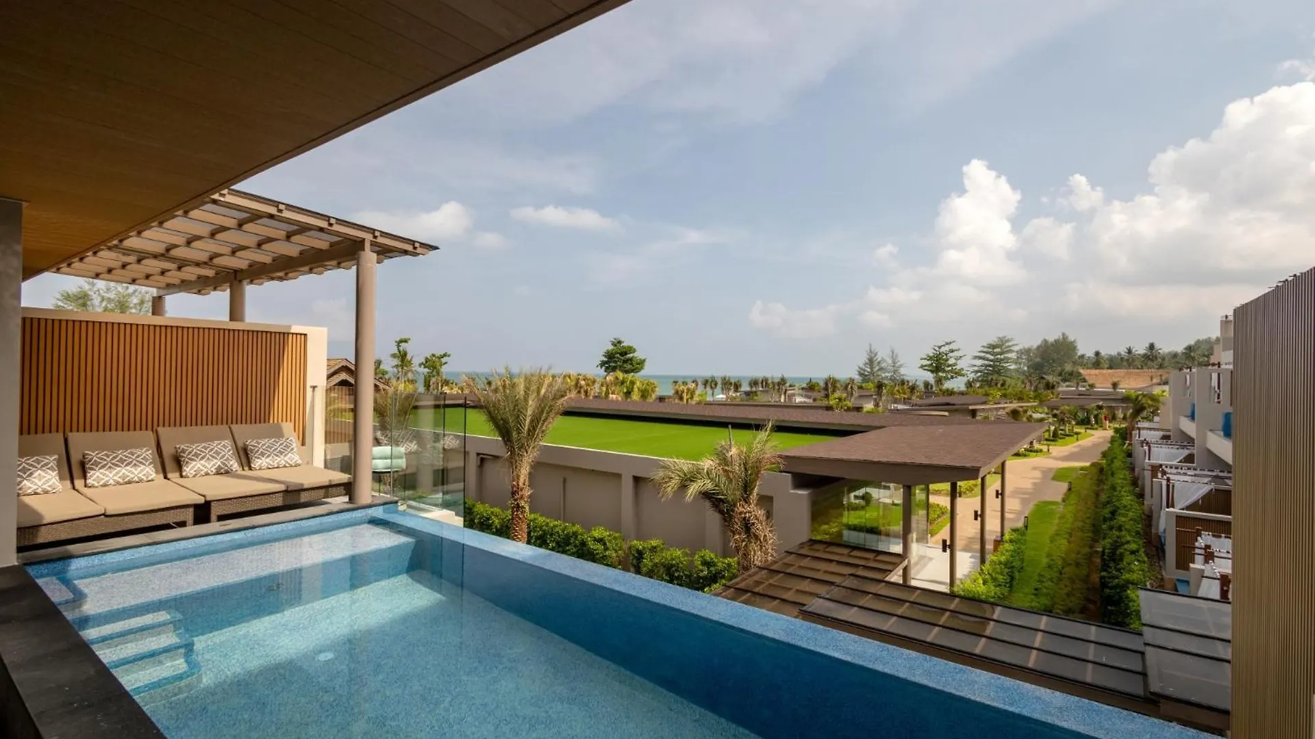 ***** Hotel The Little Shore Khao Lak By Katathani Thailand